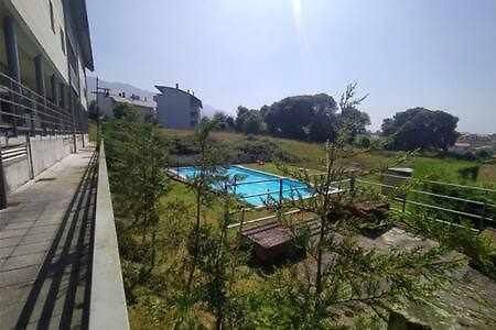 라네스 Apartamento Con Piscina 아파트 외부 사진