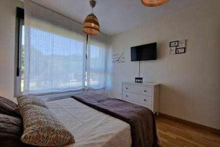 라네스 Apartamento Con Piscina 아파트 외부 사진