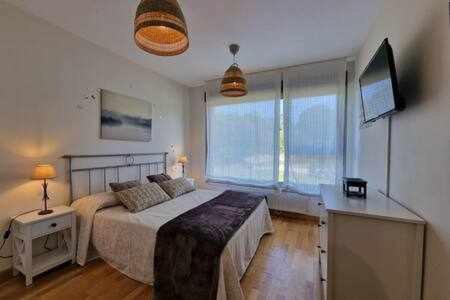 라네스 Apartamento Con Piscina 아파트 외부 사진